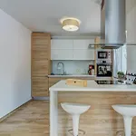 Oasis House With Pool Near Center