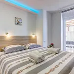 Oasis House With Pool Near Center * Novi Vinodolski