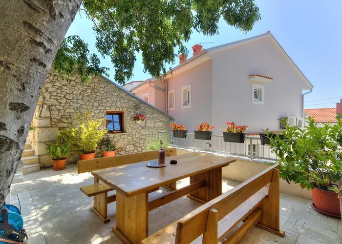 빌라 Oasis House With Pool Near Center 노비비노돌스키