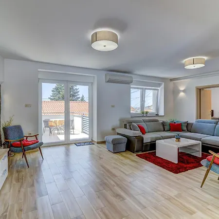 Oasis House With Pool Near Center * Novi Vinodolski