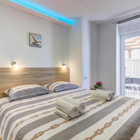 Oasis House With Pool Near Center * Novi Vinodolski